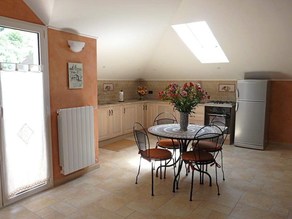 L'Albicocco Apartment Dolceacqua Bilik gambar