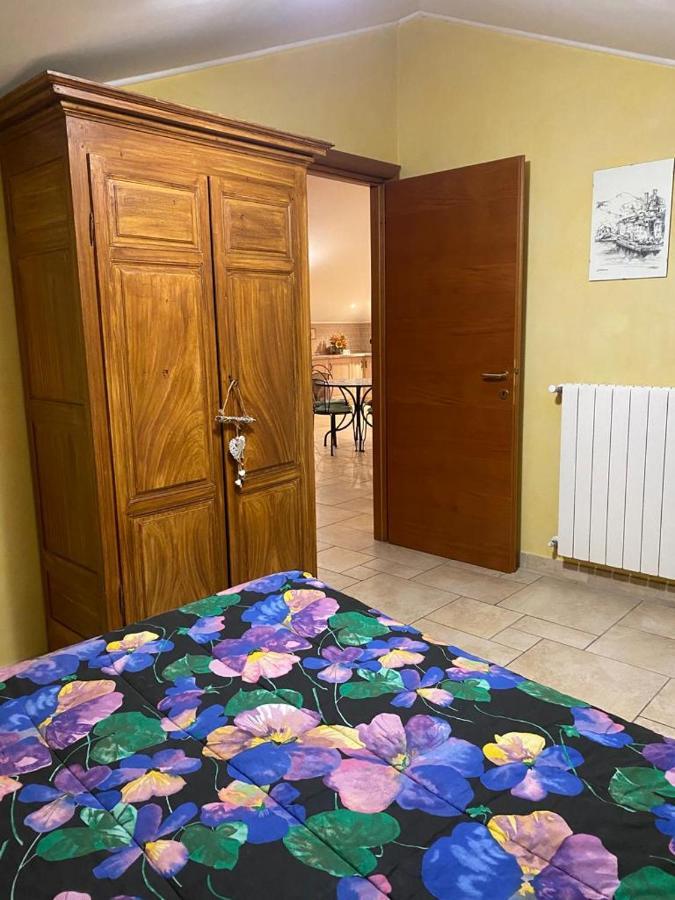 L'Albicocco Apartment Dolceacqua Luaran gambar
