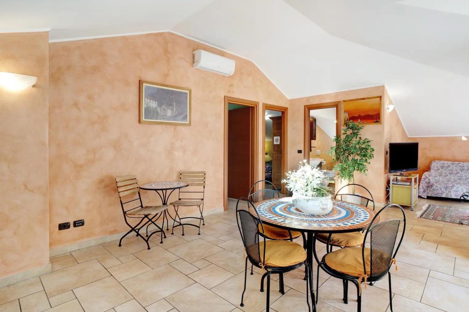 L'Albicocco Apartment Dolceacqua Luaran gambar